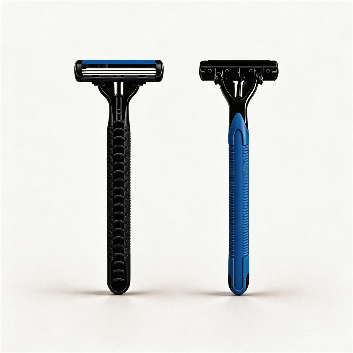 CX-T24 Triple Blades Men Disposable Shaving Razor with Plastic and Rubber Handle